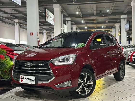 JAC T40 1.6 16V GASOLINA PLUS 4P CVT JAC T40 1.6 16V GASOLINA PLUS 4P CVT